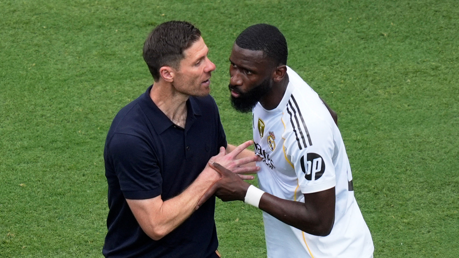 Real Madrid grubu ikinci bitirmek için bir yol arıyor