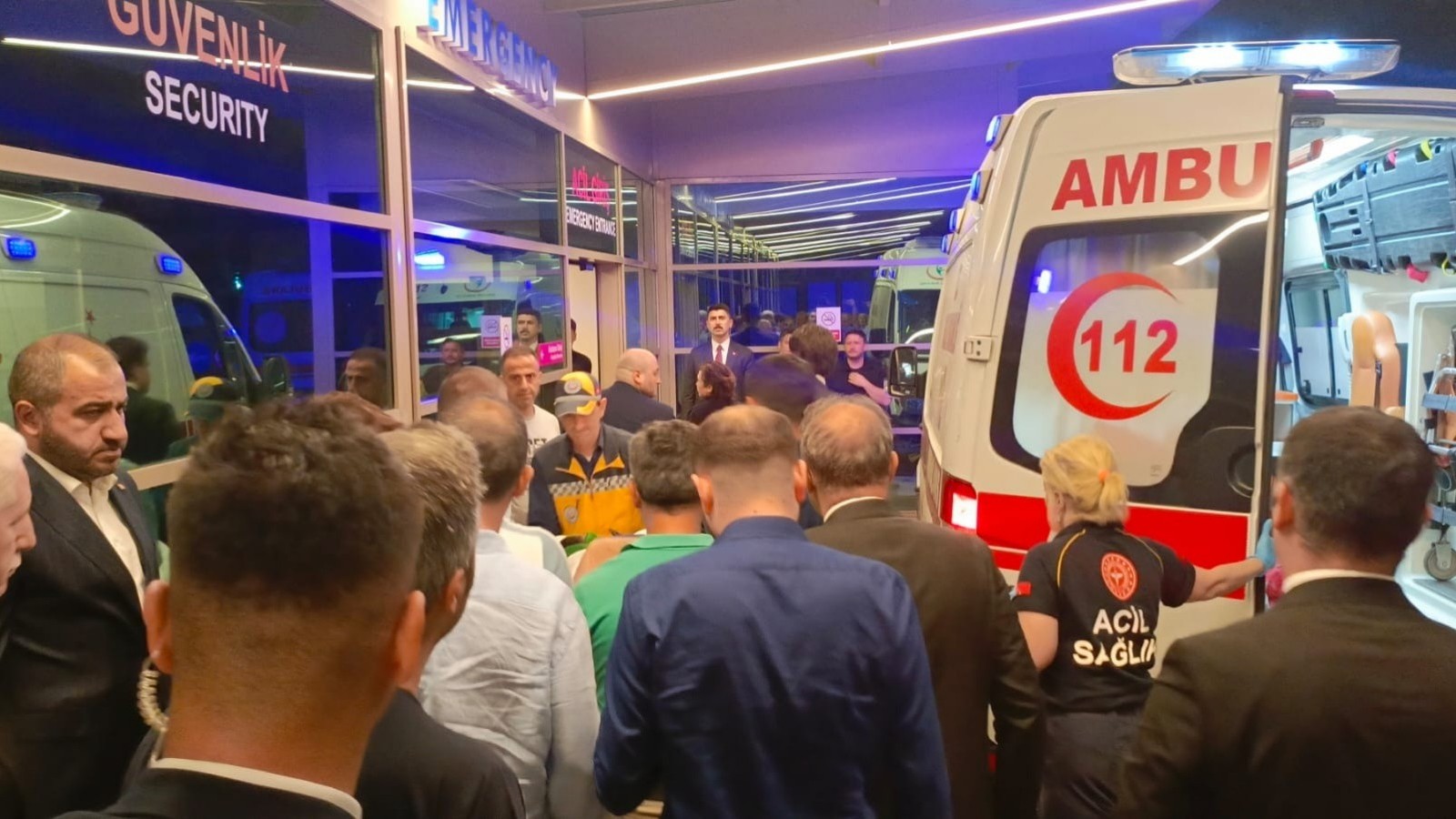 Muğla'da deniz kazasında yaralanan Hasan Basri Yalçın İstanbul'da tedavi altına alındı thumbnail