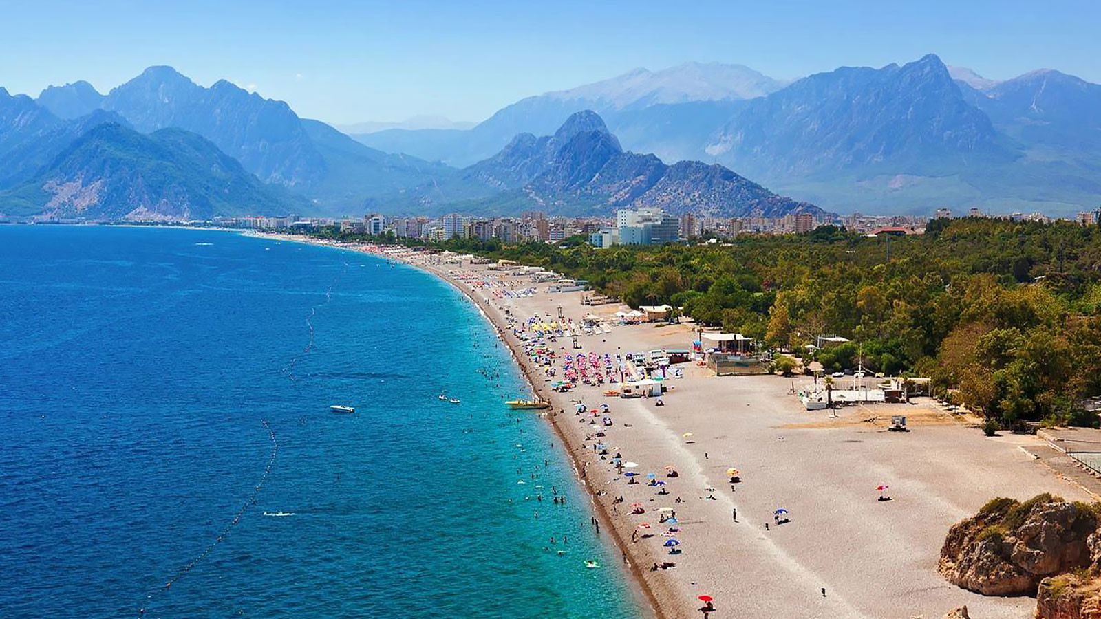 Vatandaşın gözü karşı kıyılarda, turizmde kan kaybı mı?