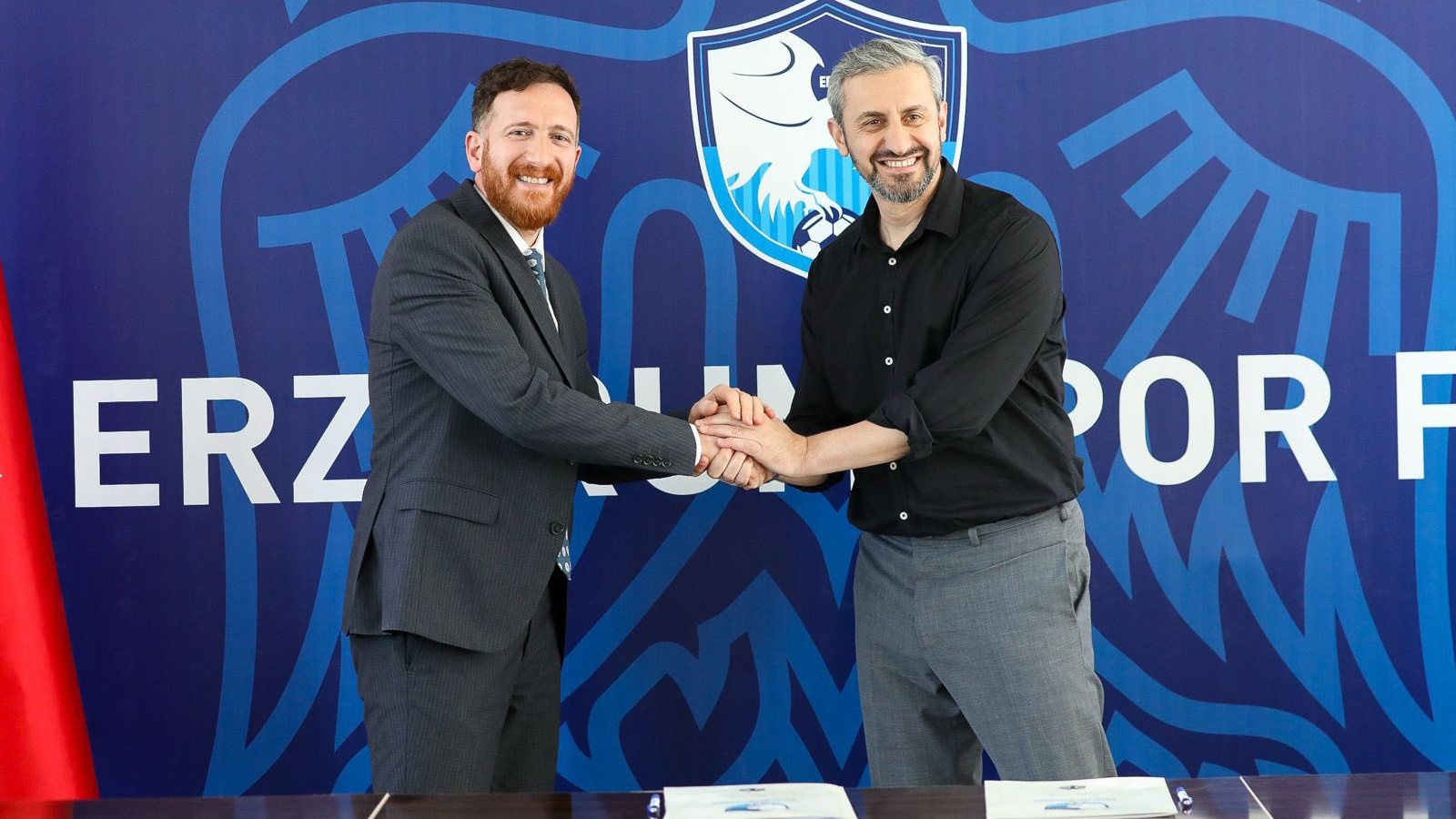 Erzurumspor FK, teknik direktör Serkan Özbalta ile anlaştı thumbnail