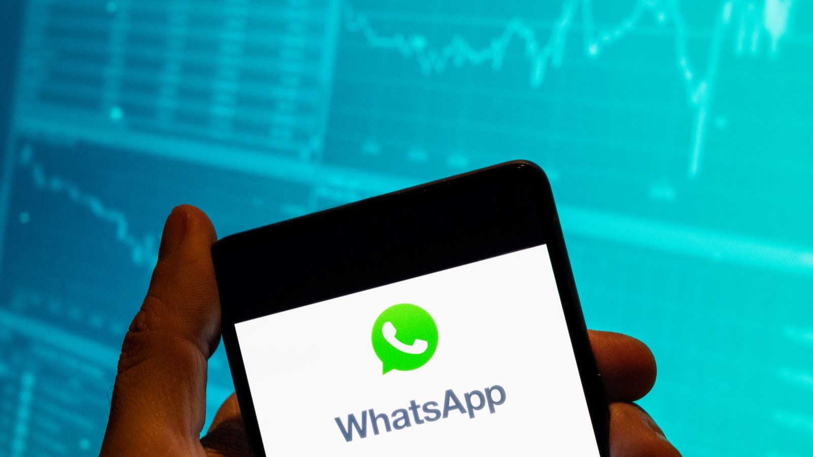 WhatsApp okunmamış mesajları sizin için okuyup özetleyecek