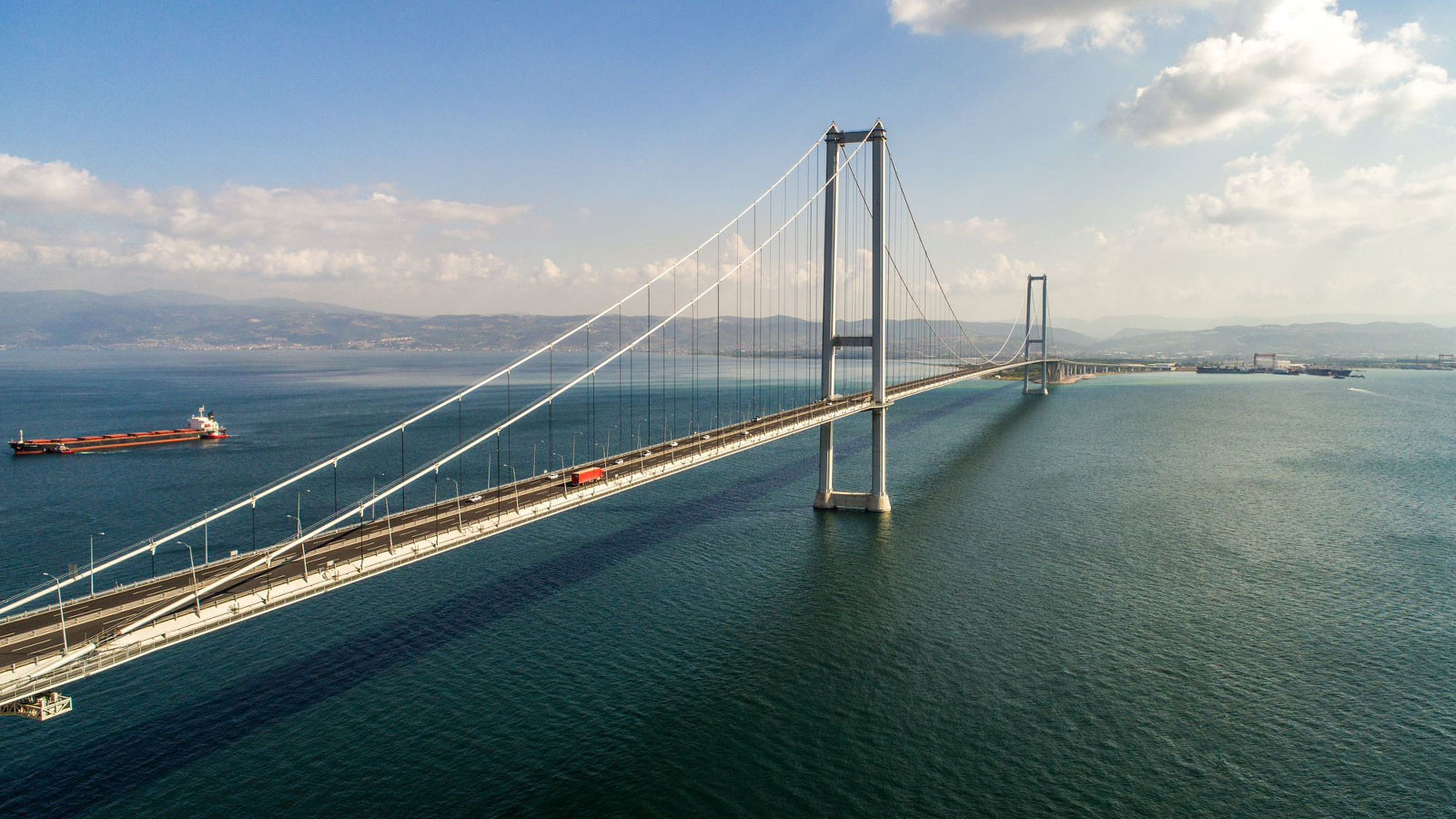 Osmangazi Köprüsü 9 yılda 108 milyar TL tasarruf sağladı