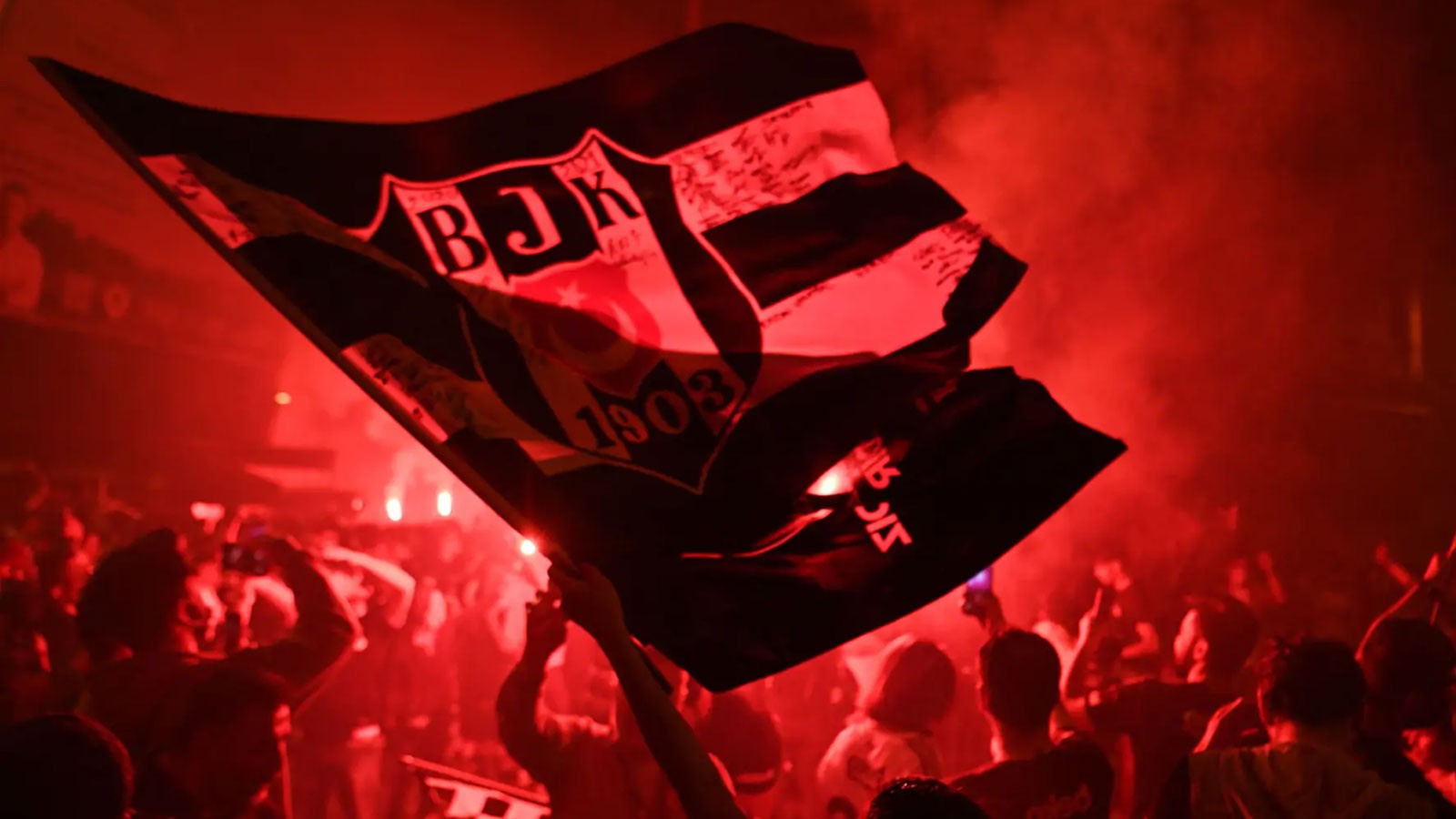 Beşiktaş İsveçli Yıldızı İstanbul'a Davet Etti!