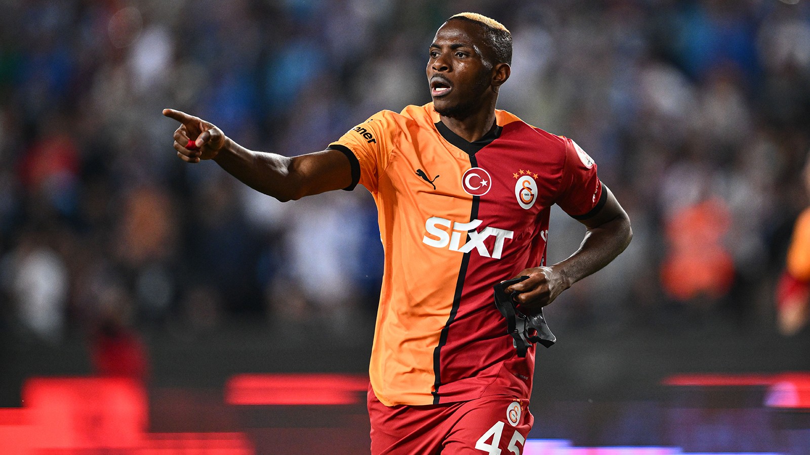 Al Hilal'in Victor Osimhen aşkı bitmek bilmiyor! Fenerbahçeli En-Nesyri yedek listede