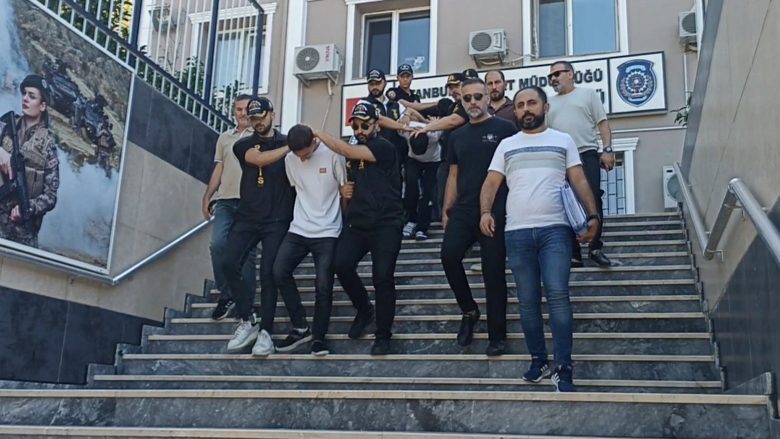 'Aşık Demani' cinayetiyle ilgili 17 kişilik suç örgütü yakalandı