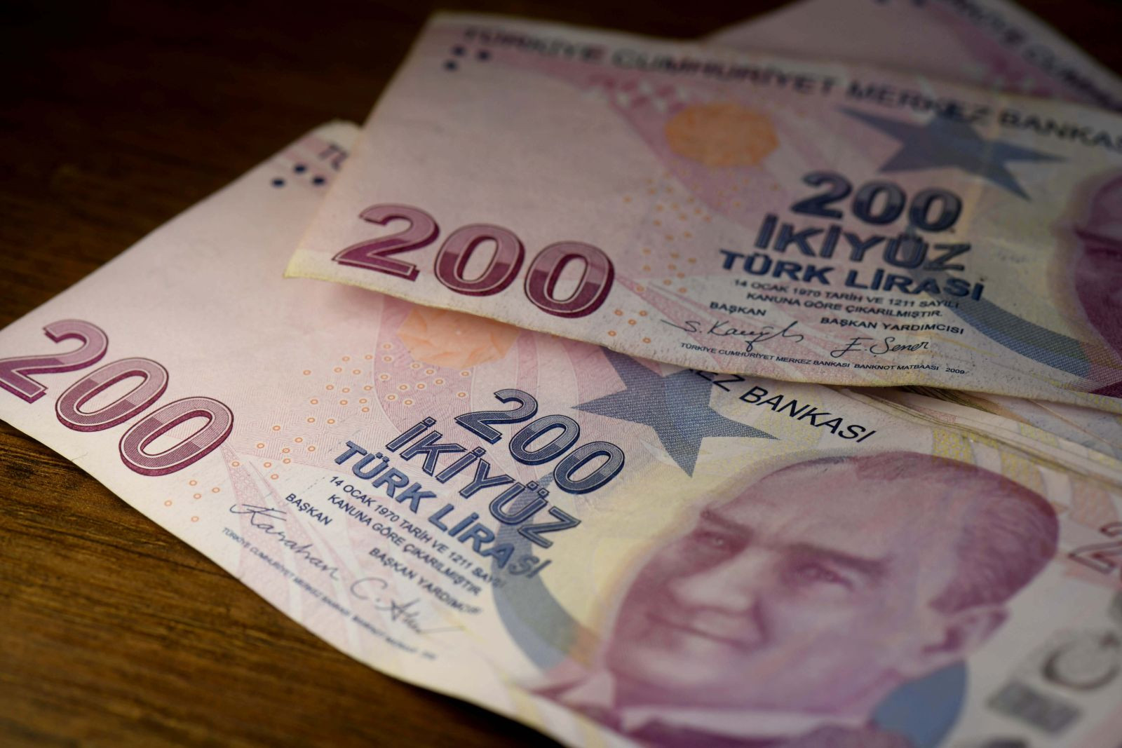 Emekli ve memura zam müjdesi! Rakam kesinleşti imza atıldı - Resim: 1