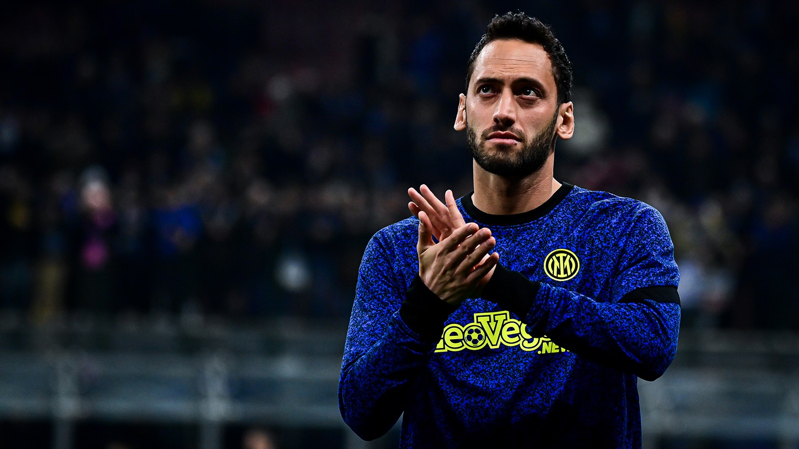 Inter, Hakan Çalhanoğlu'nun yerine Türk futbolcuyu istiyor