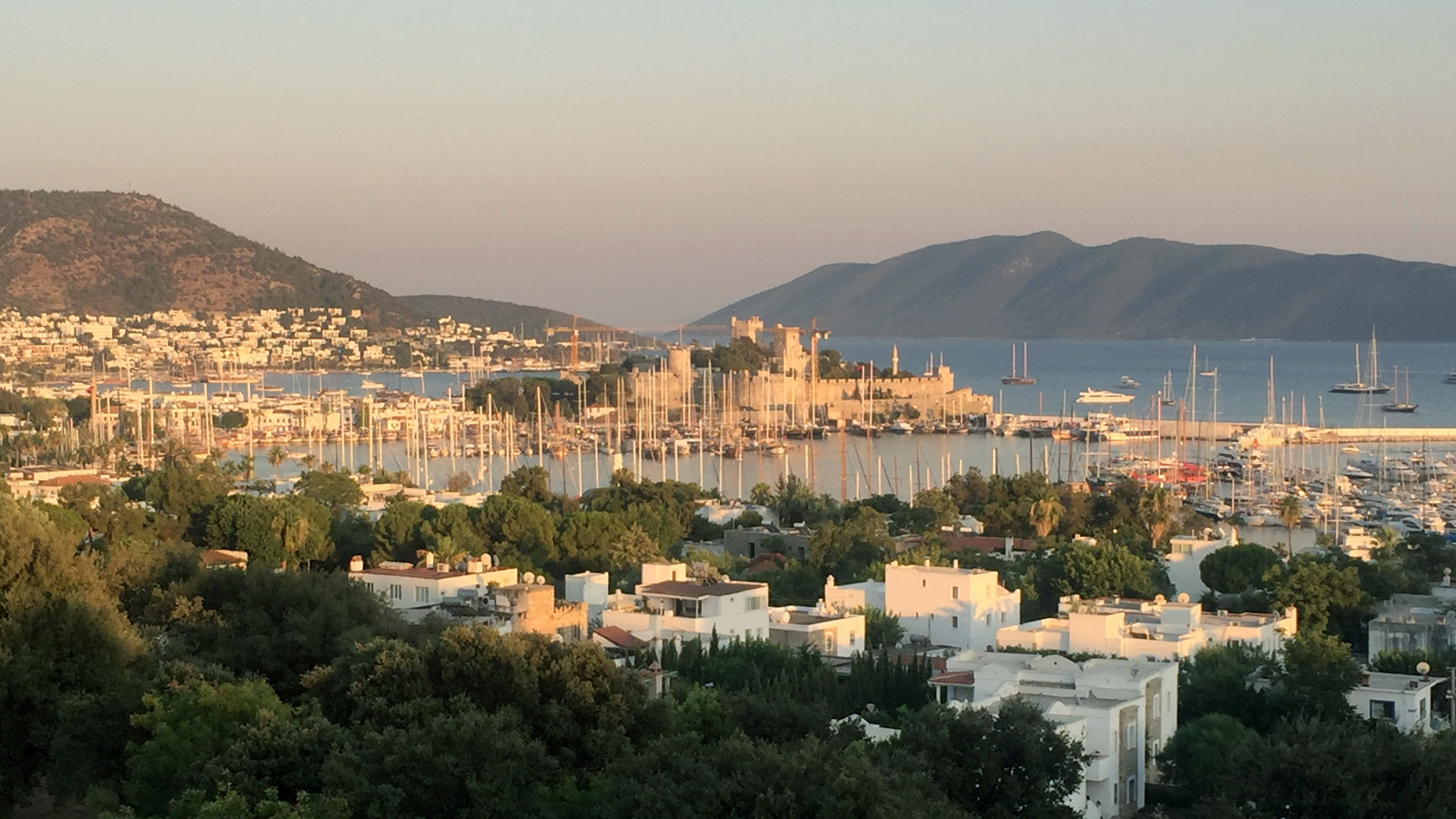 Tatilciler isyan ediyor… Bodrum'da lahmacun fiyatlarına yeni rakip!