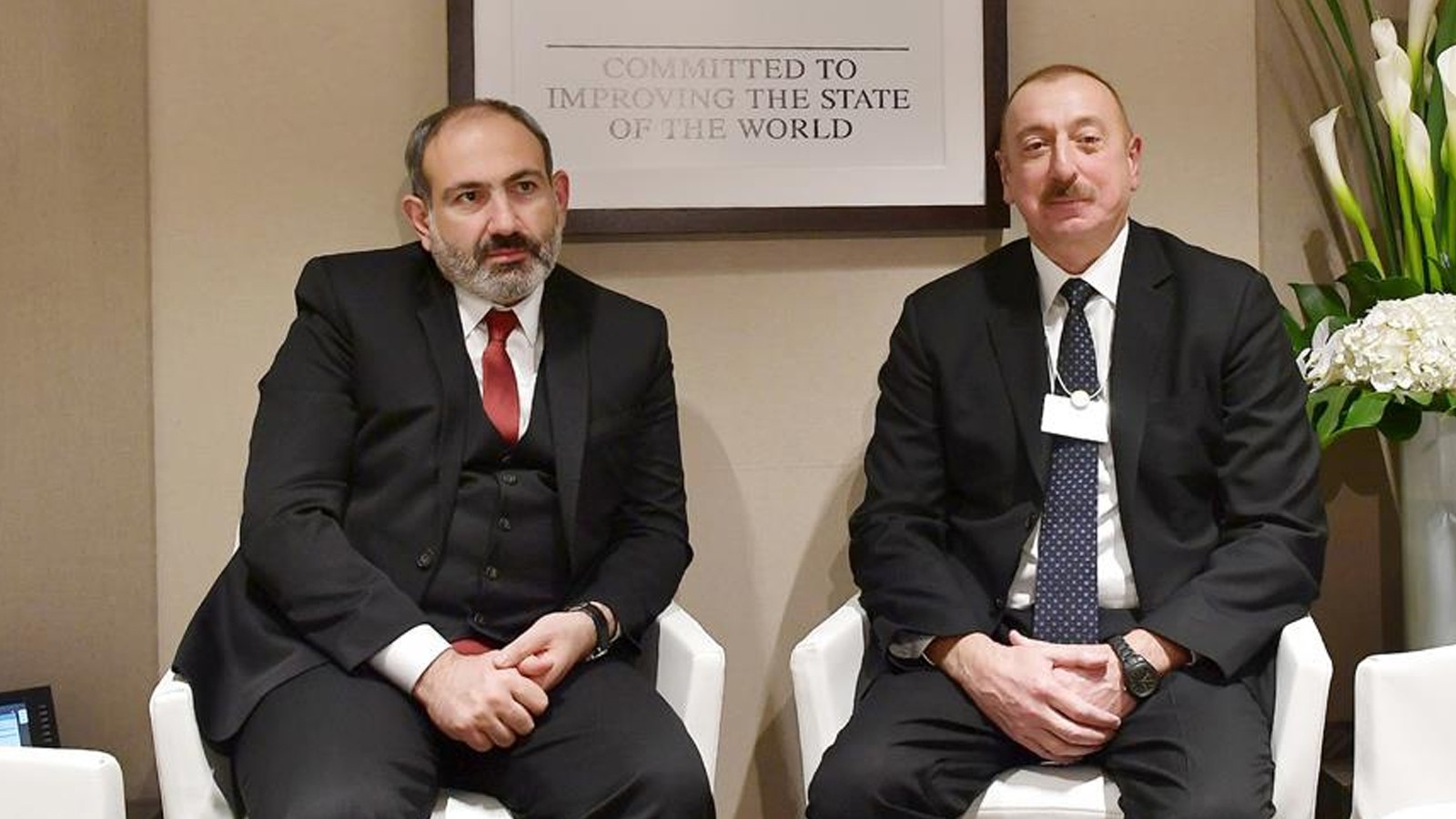 Aliyev ve Paşinyan'dan Abu Dabi'de barış görüşmesi