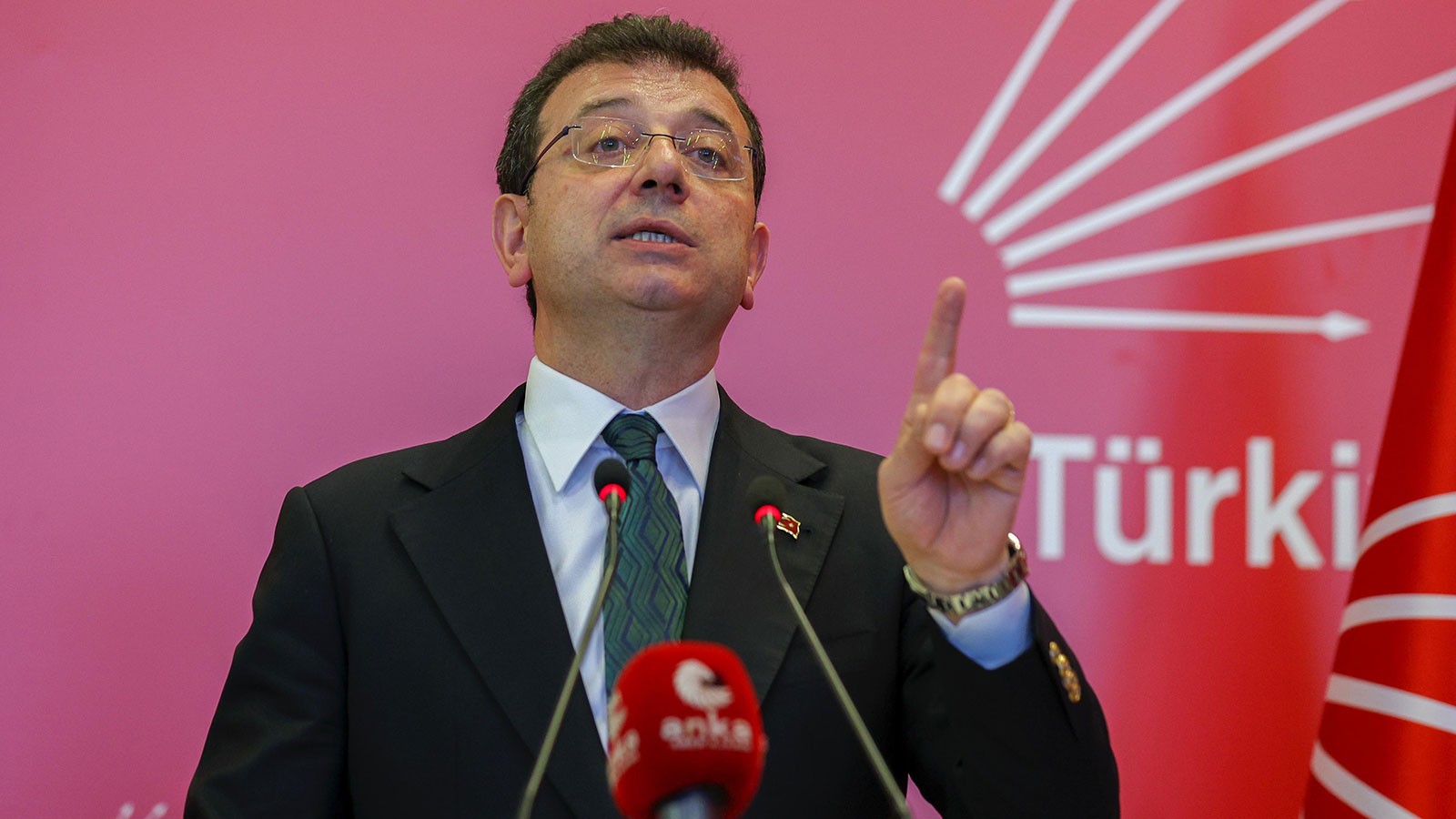 İmamoğlu'nun yargılandığı davalardan biri daha ertelendi