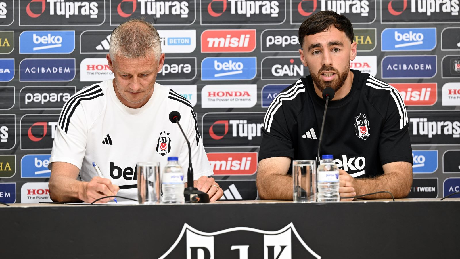 Solskjaer: Hayalimiz Tüpraş Stadı'nda Avrupa Ligi finali