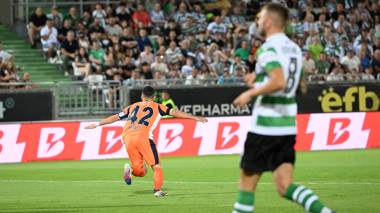 Başakşehir'de siftahı Ömer Ali Şahiner yaptı