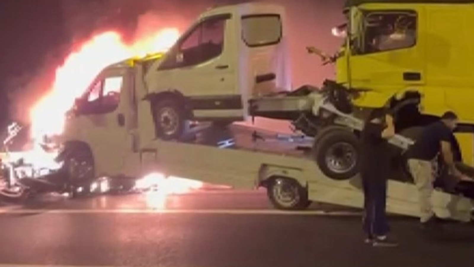 TAG Otoyolu Nurdağı kesiminde zincirleme kaza: 1 ölü, 1 ağır yaralı