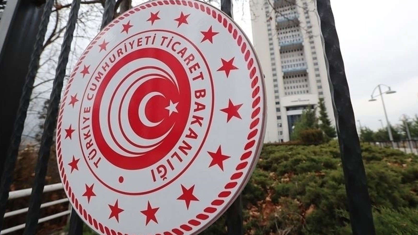 Ticaret Bakanlığı, sosyal medyadaki dolandırıcılığa karşı uyardı