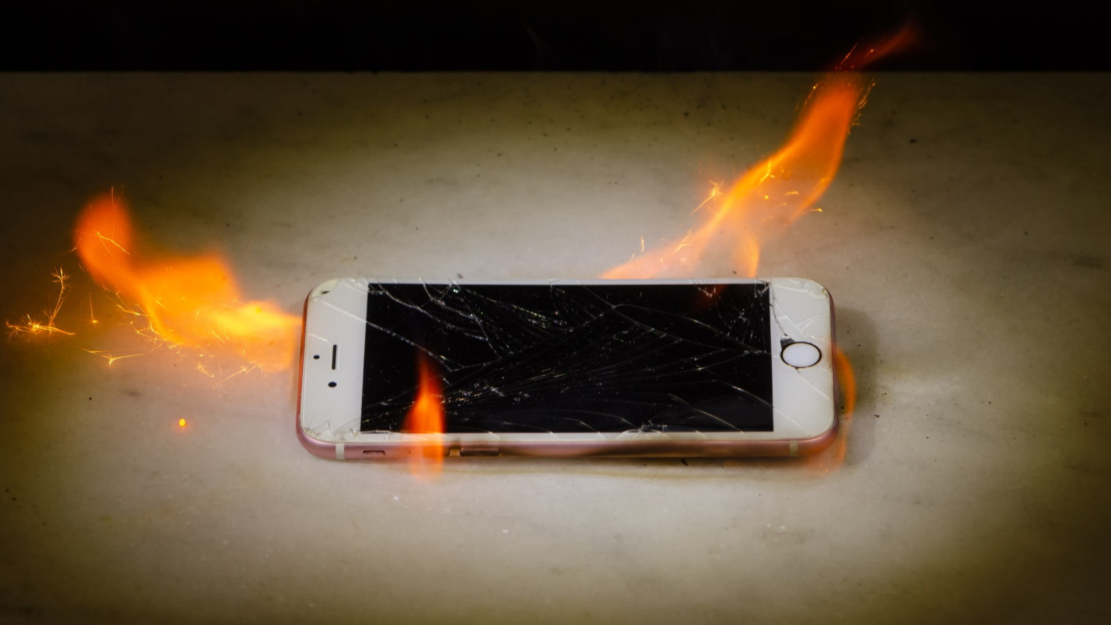 Akıllı telefonlarınızın sonunu sıcaklık getirmesin! Telefonun aşırı ısınmasını önlemek için hemen bunu deneyin