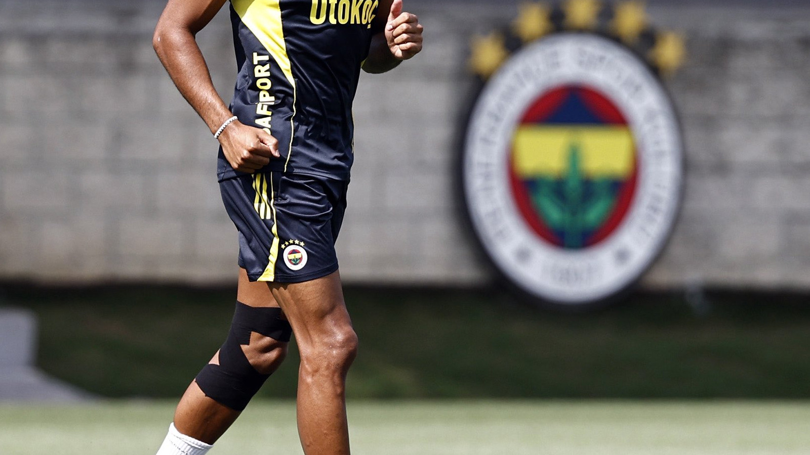 Fenerbahçe’den transferde iki yeni hamle
