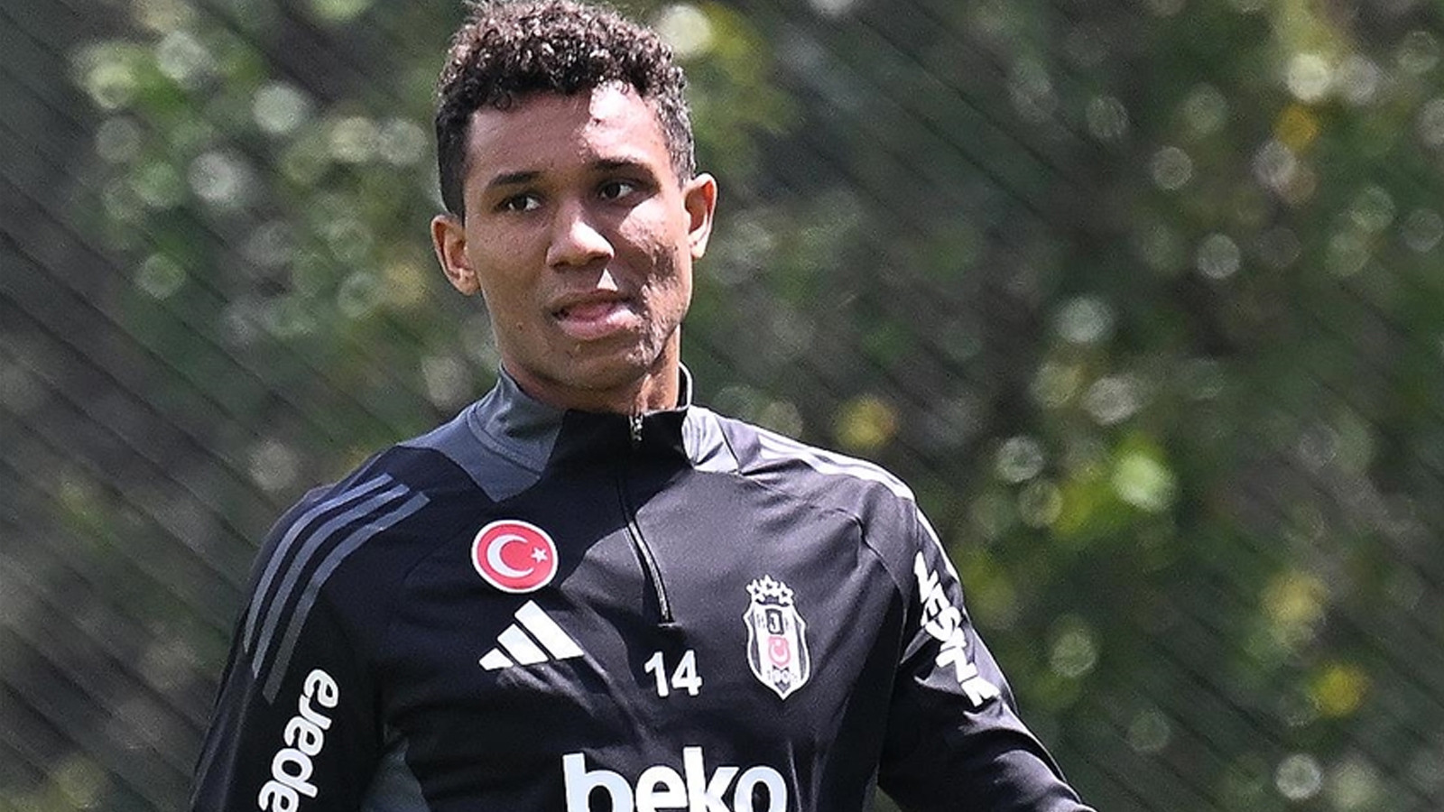 Beşiktaş’ta St. Patrick maçı öncesi kötü haber