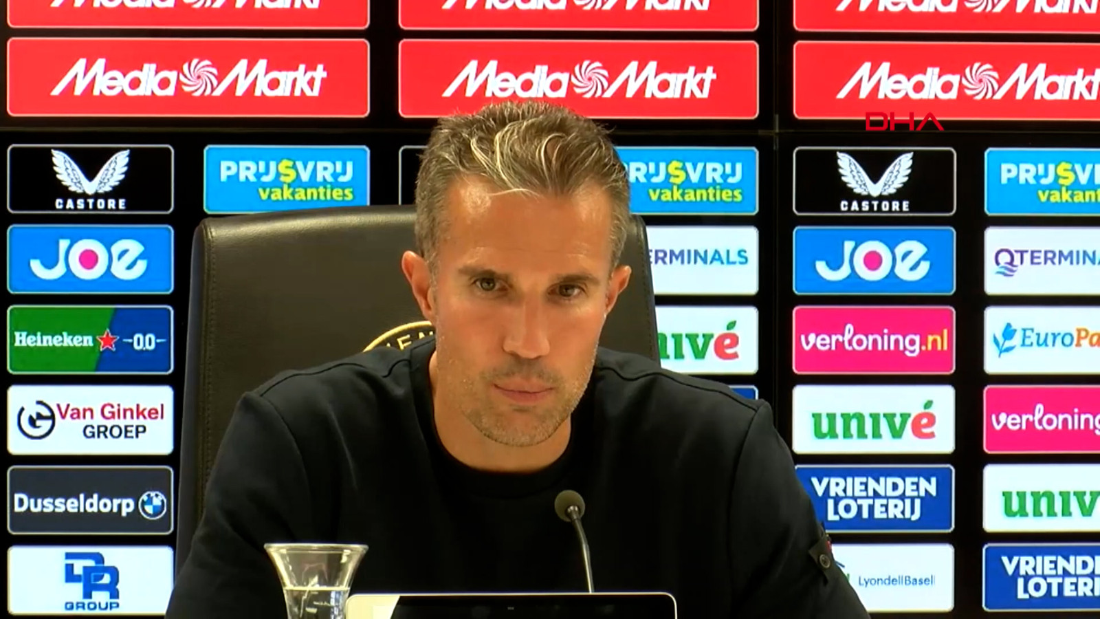 Feyenoord Teknik Direktörü van Persie: Kadıköy’de kaçınmayacağız Feyenoord Teknik Direktörü van Persie: Kadıköy’de kaçınmayacağız