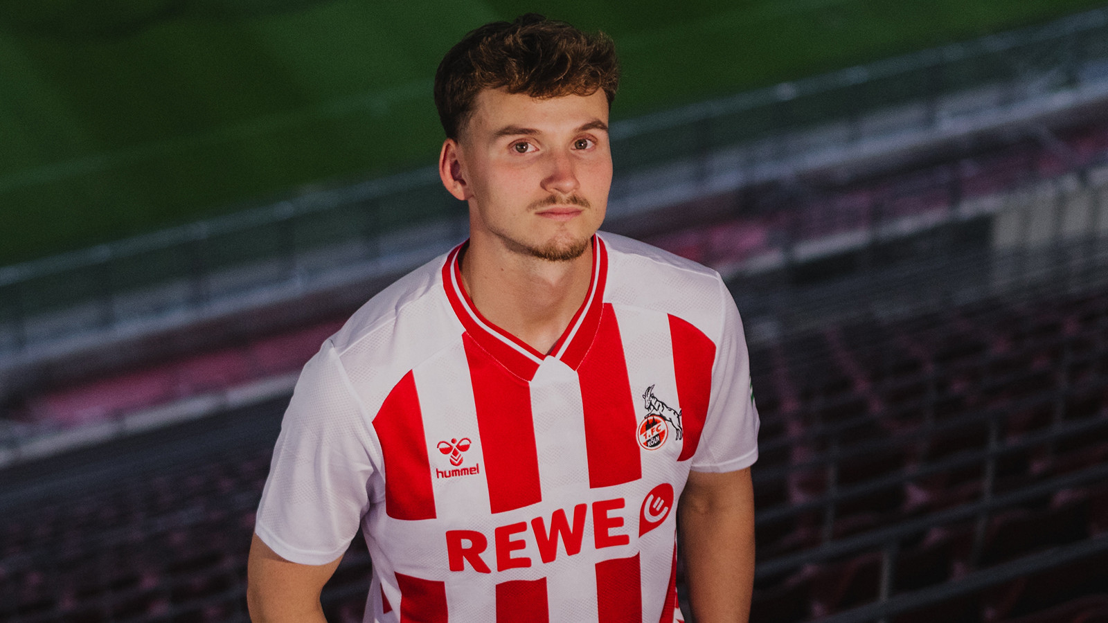 Köln, Middlesbrough’dan Rav van den Berg’i renklerine bağladı