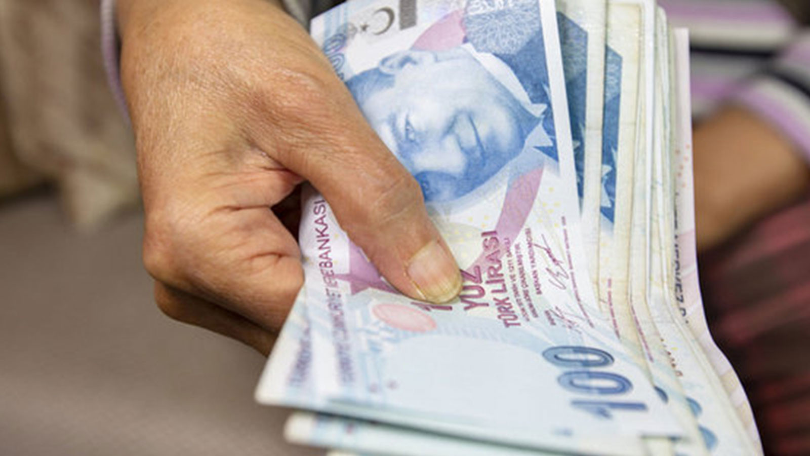 1 milyon TL'nin 1 aylık faiz getirisi belli oldu! 1 milyon TL'nin 1 aylık faiz getirisi belli oldu!