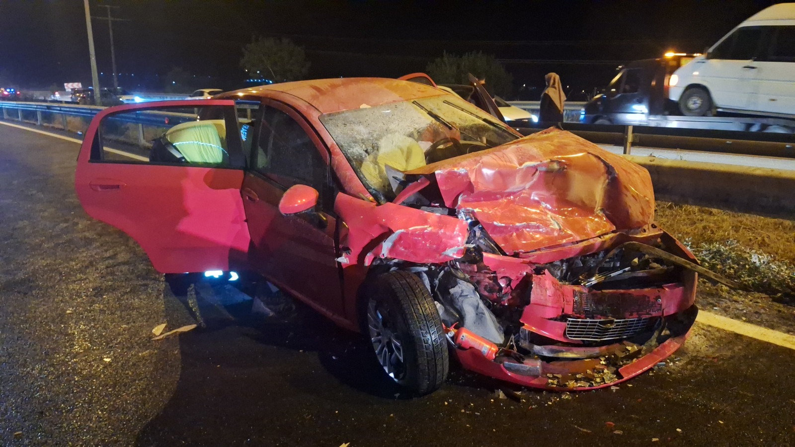 Samsun’da iki otomobil çarpıştı: 1’i ağır 8 yaralı