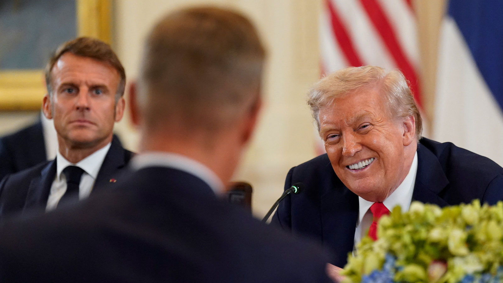 Beyaz Saray’da mikrofon açık kaldı! Trump’ın Putin ile ilgili sözleri herkesi şok etti