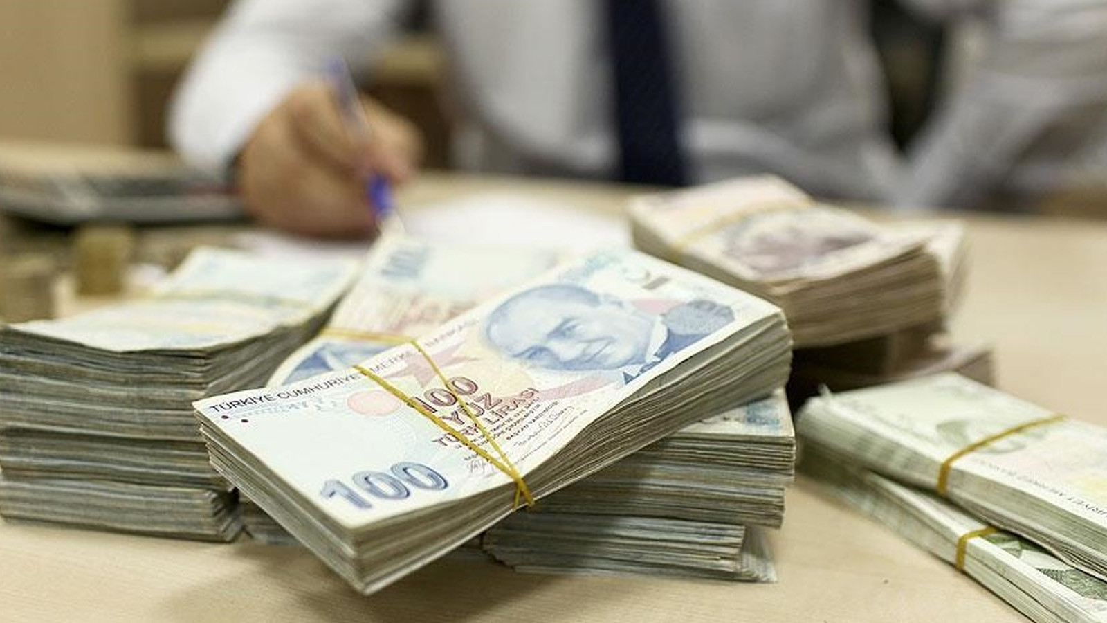 Memur ve memur emeklisi zam için beklemede! Hakem Kurulu bir kez daha toplanıyor