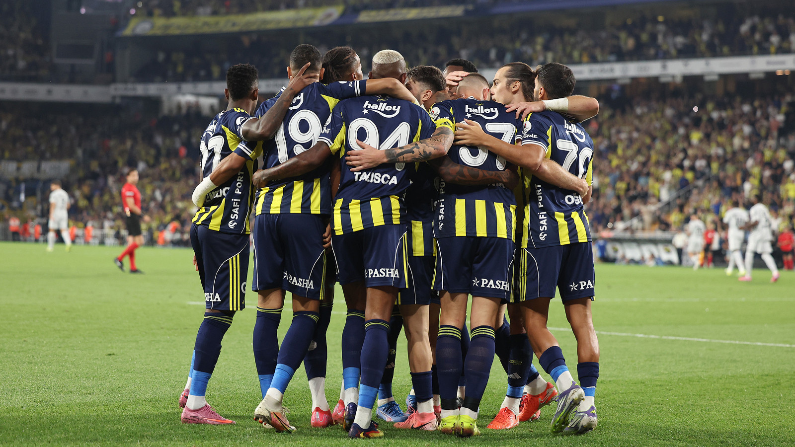 Fenerbahçe, Benfica maçı kamp kadrosunu açıkladı