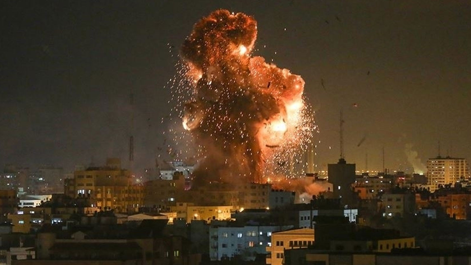 İsrail'den Şam'a hava saldırısı! Füzeler peş peşe ateşlendi