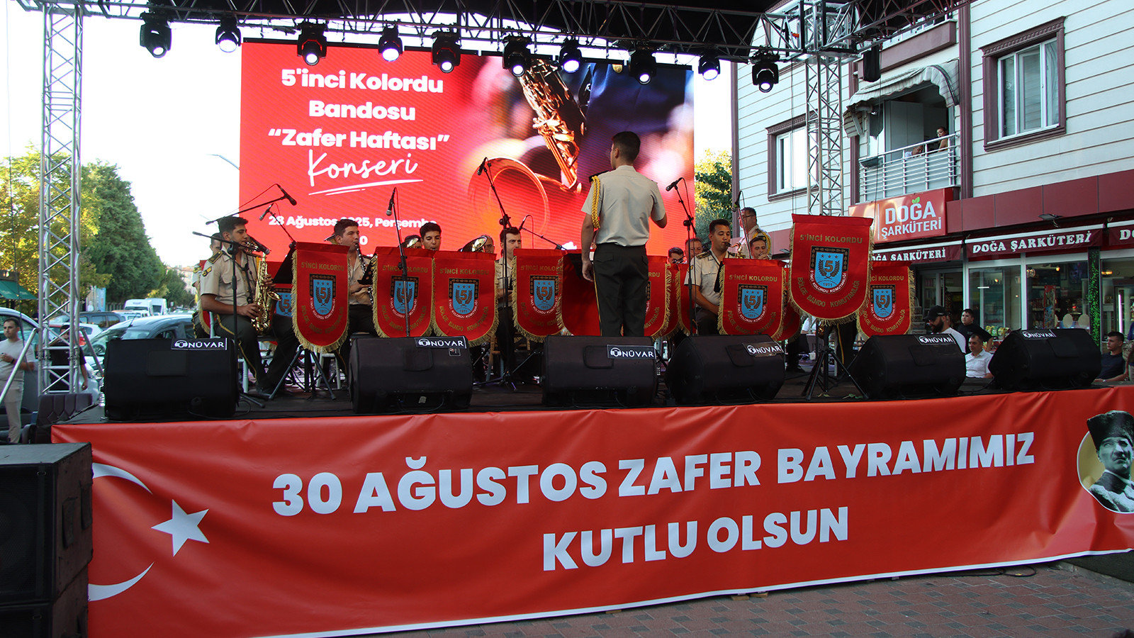 Kırklareli'nde askeri bandodan 30 Ağustos Zafer Bayramı konseri