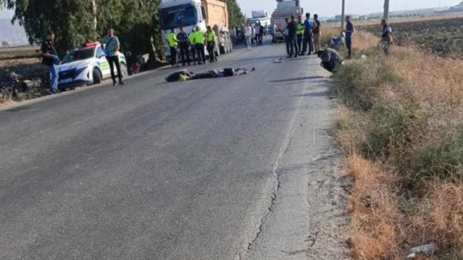 30 yaşındaki motosiklet sürücüsü feci kazada hayatını kaybetti