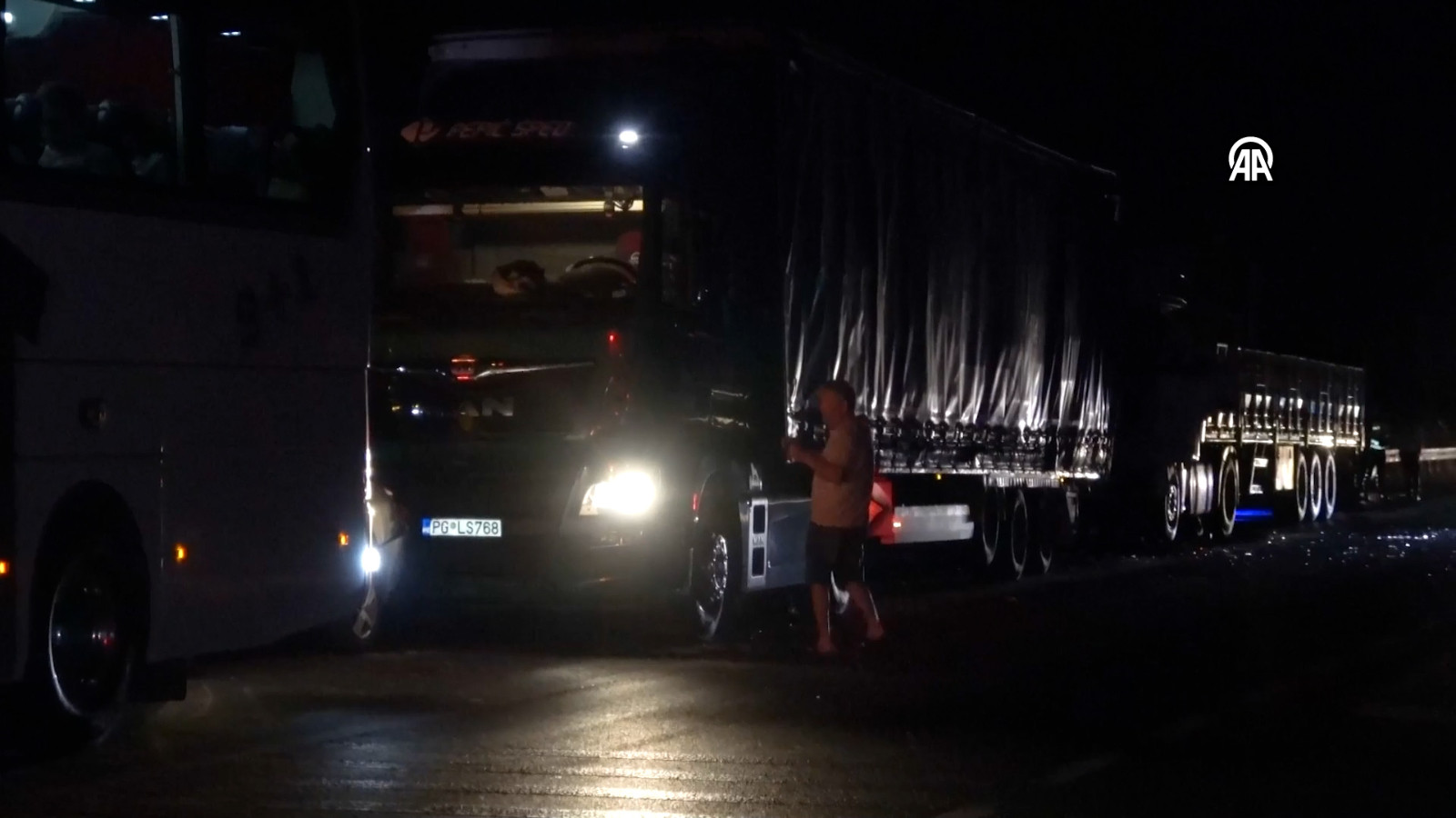 Balıkesir'de zincirleme kaza: 1 ölü