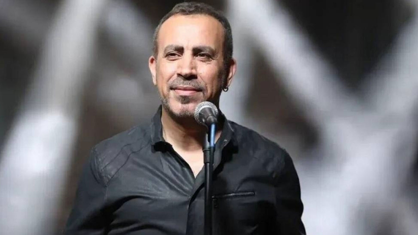 Haluk Levent hastaneye kaldırıldı