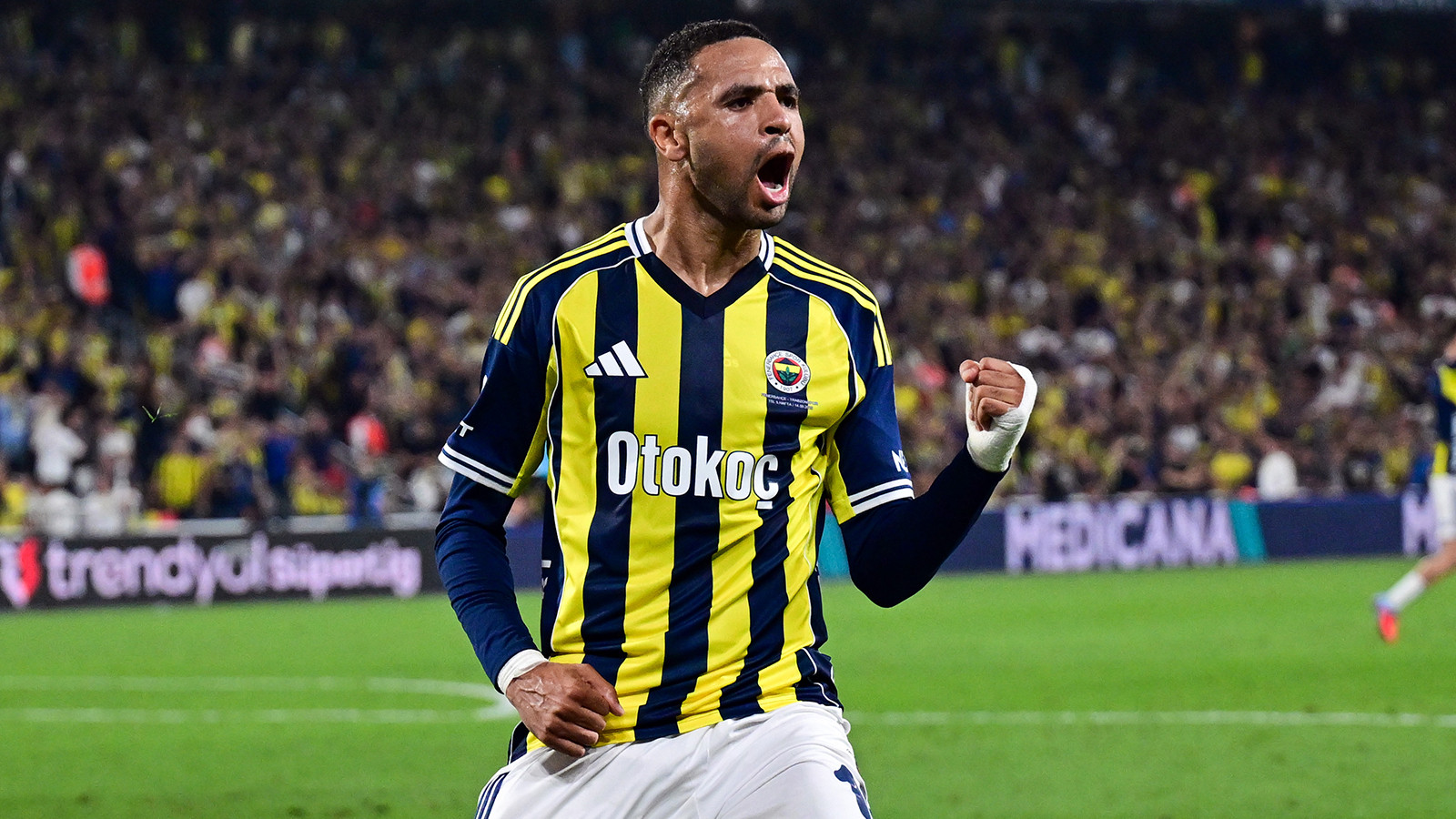 Fenerbahçe dev maçta Trabzonspor’u mağlup etti