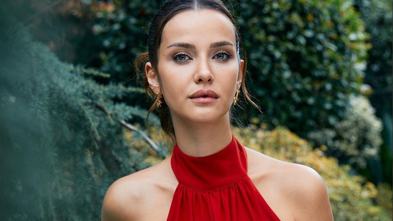 İrem Helvacıoğlu'ndan karnı burnunda pozlar... Anne olmak için gün sayıyor