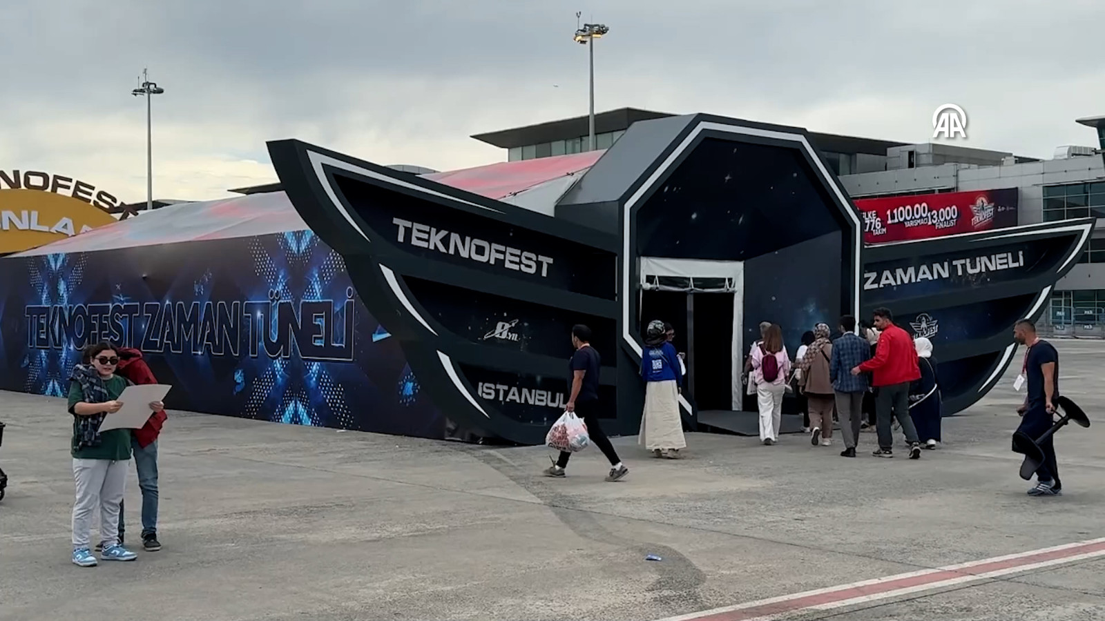 Dün ve bugün bir araya geliyor: "TEKNOFEST Zaman Tüneli" deneyimi gelecekle buluşturuyor