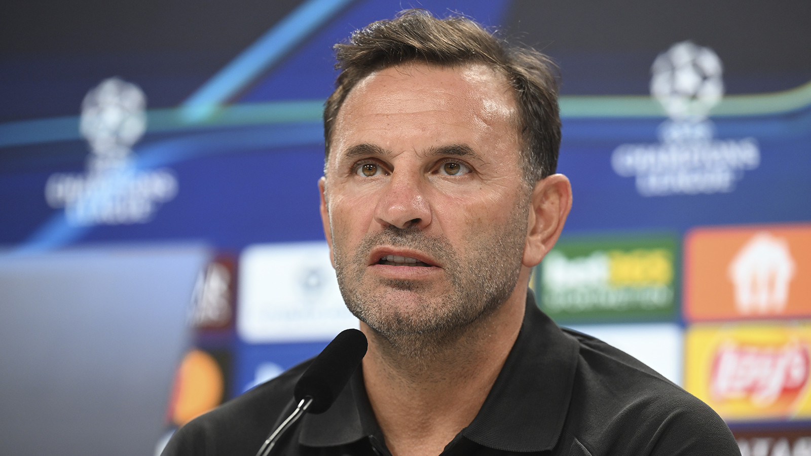 Galatasaray Teknik Direktörü Okan Buruk: "Kazanmak için buradayız"