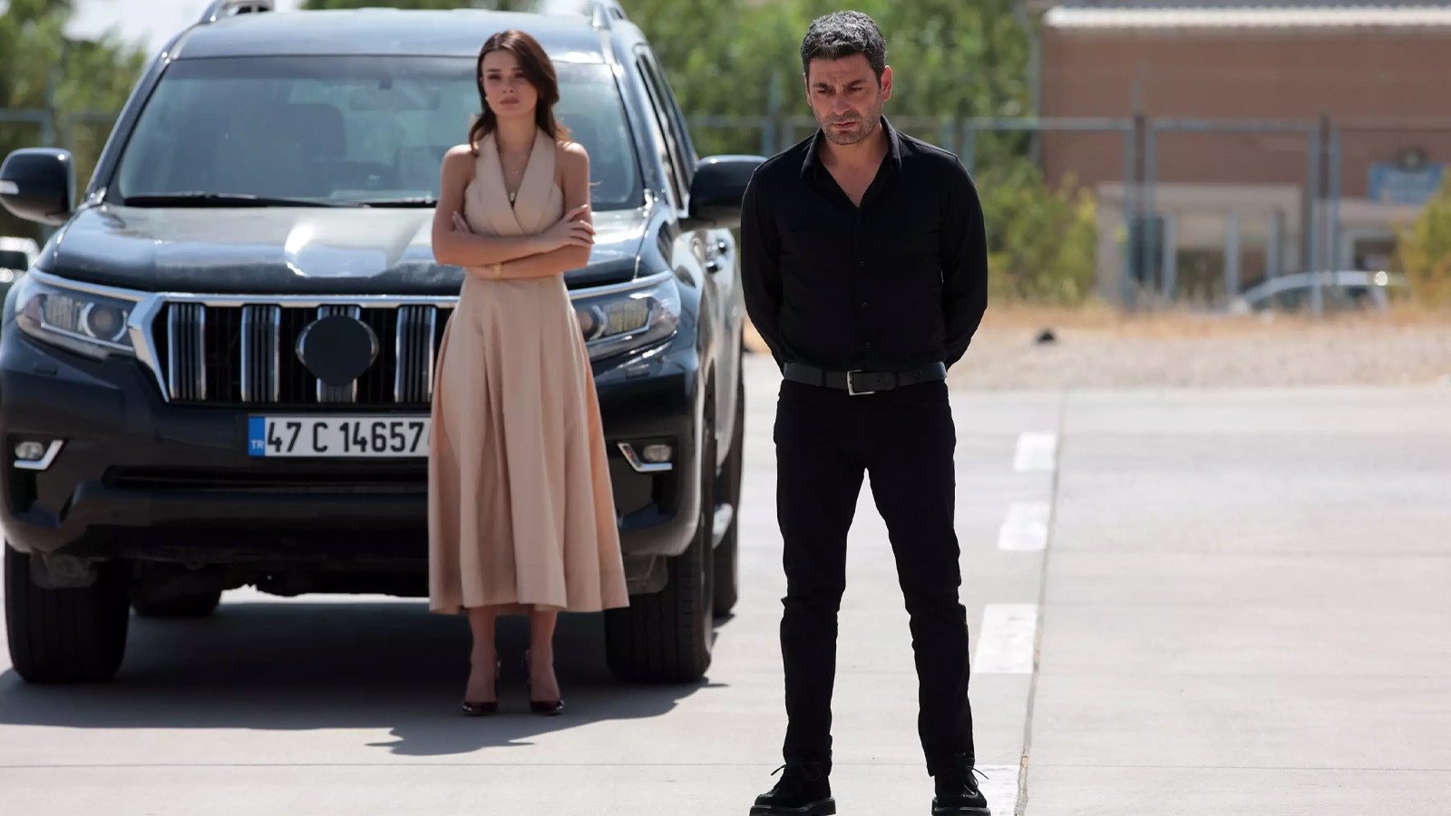 Uzak Şehir 30. Bölüm Tek Parça Full İzle! Kanal D Uzak Şehir son bölüm izle!