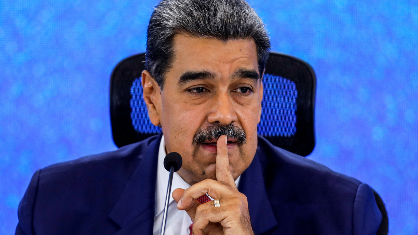Youtube Venezuela Devlet Başkanı Maduro'nun kanalını kapattı