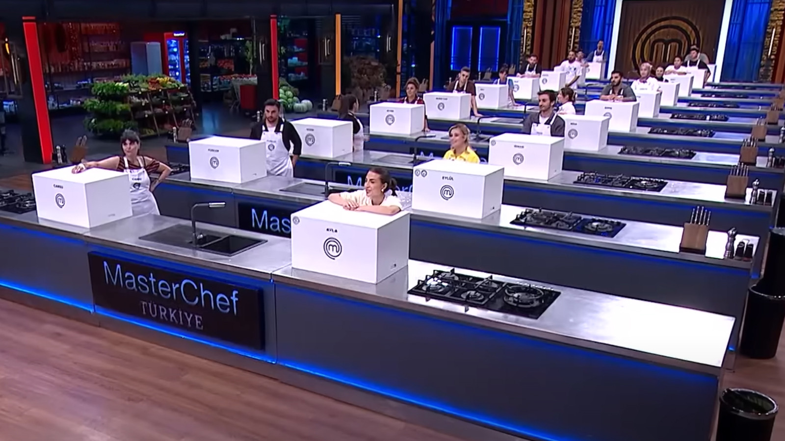 MasterChef kırmızı ve mavi takım kaptanları kim oldu? MasterChef kim kazandı?