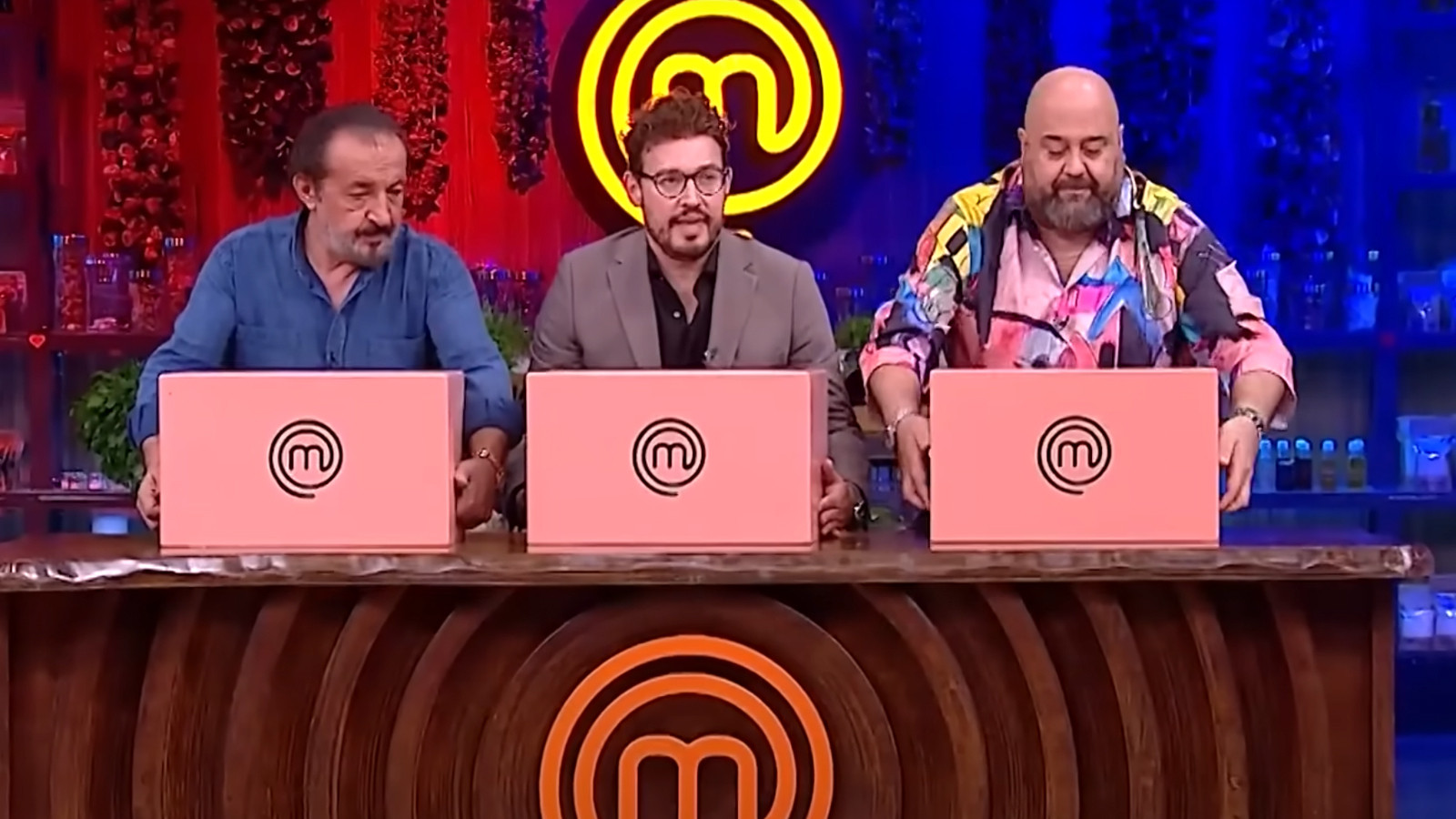 MasterChef Türkiye izle! 30 Eylül 2025 Salı TV8 MasterChef Türkiye 2025 izle