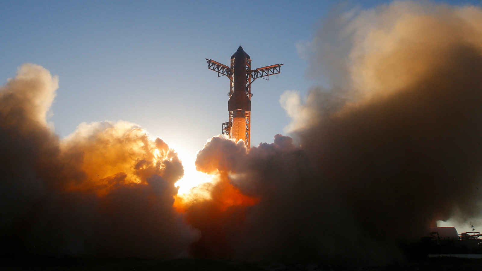 Starship 11. testinde başarılı oldu