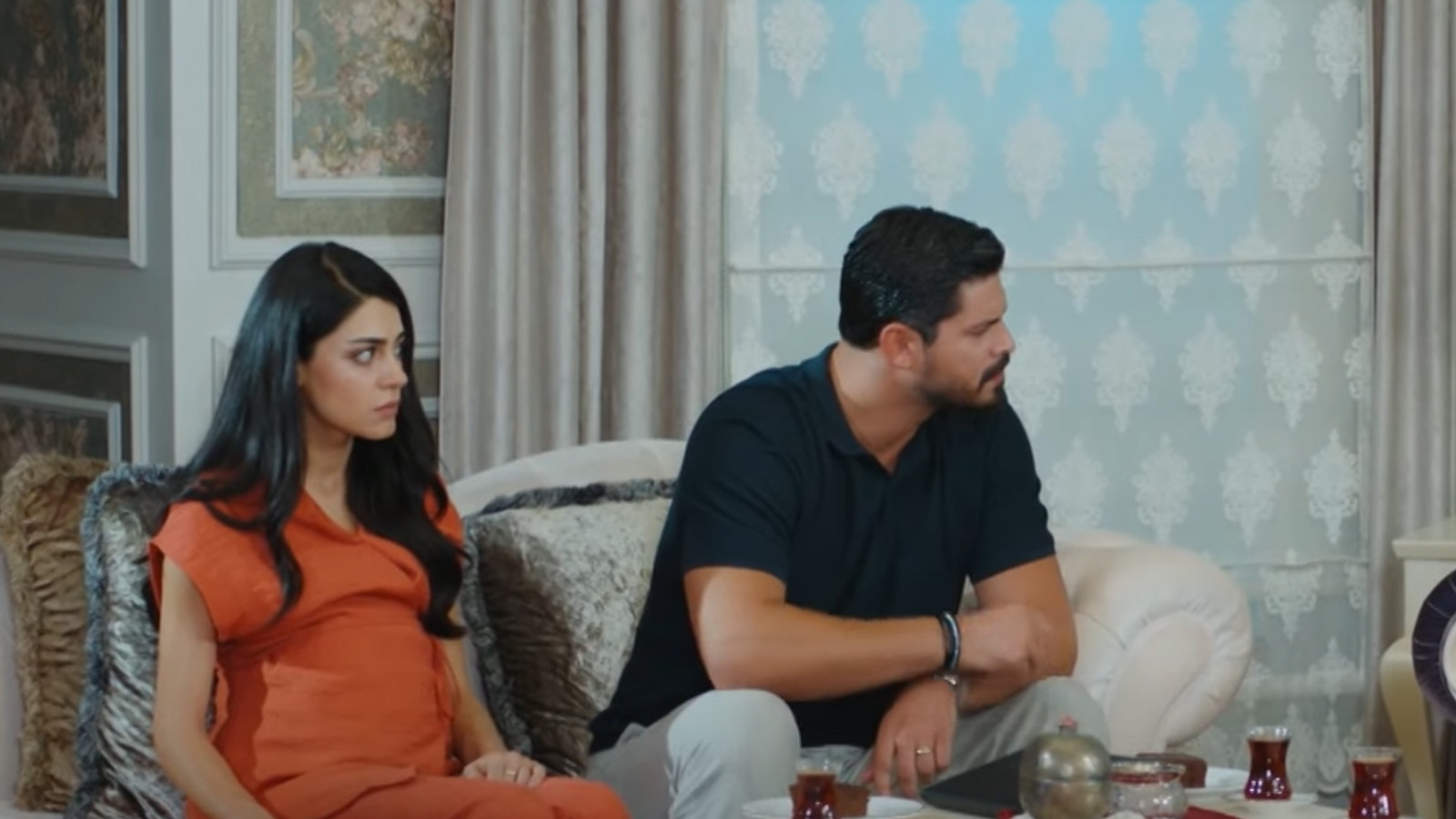 Gelin dizisi yeni bölüm izle! Kanal 7 Gelin dizisi 242. bölüm izle